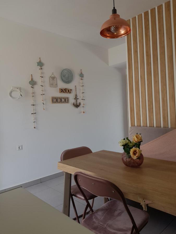 Galazia Thea Apartments 阿彻奇洛斯 外观 照片