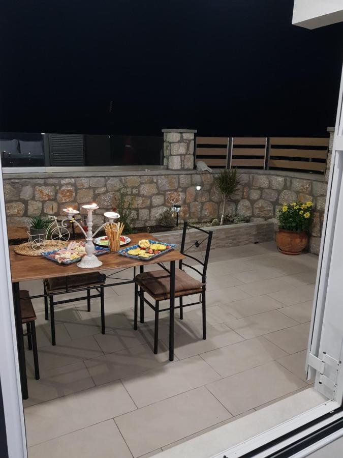 Galazia Thea Apartments 阿彻奇洛斯 外观 照片