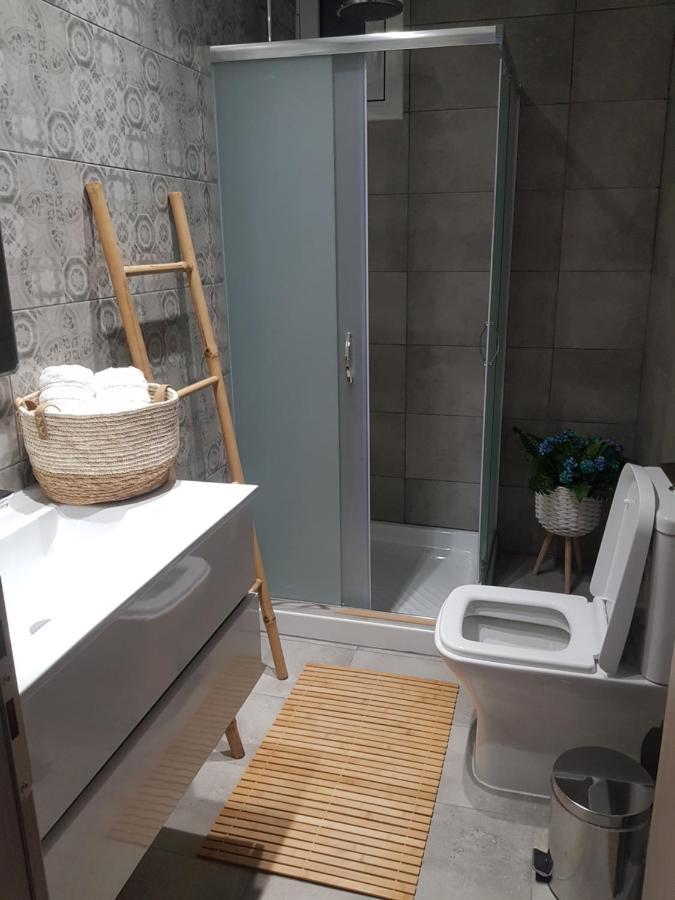Galazia Thea Apartments 阿彻奇洛斯 外观 照片